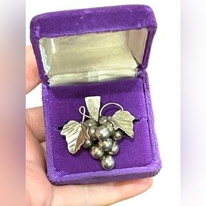 Vintage sterling silver 925 designer grapes pendant brooch